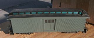 Bachmann 26499 On30 Two - Door Baggage Car Green Unlettered