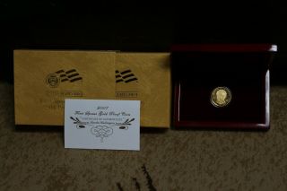 2007 - W First Spouse Gold Proof Coin Martha Washington 1/2 Ounce.  9999