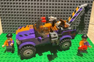 Lego 6864 Two - Face Orange/purple Vehicle With Henchmen Minifigures Dc Universe