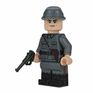 Lego Custom Ww2 German Officer - Full Body Printing - - Brickarms P08 Luger