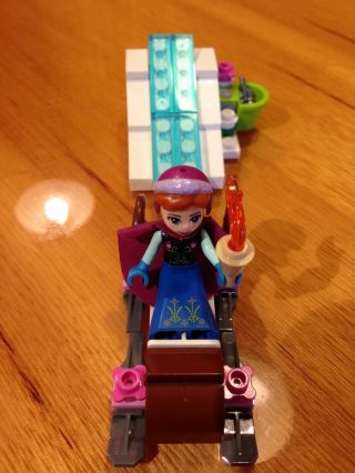 LEGO Disney Princess FROZEN 41062 Elsa ' s Sparkling Ice Castle 2