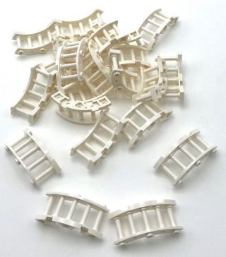 Lego 25 White Fence 4 X 4 X 2 Quarter Round Spindled With 3 Studs