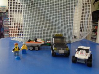 Lego " Jet Ski Set " 2 Mini Figures W/ Jeep,  Tow,  Propane Tank & Off Road Vehicle
