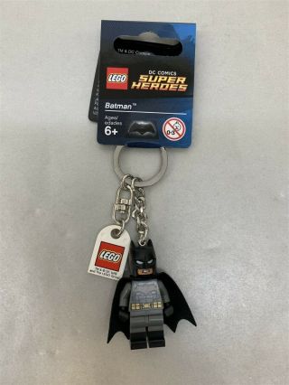 Lego Dc Comics Heroes Batman Miniature Key Chain 853591