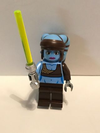 Lego Star Wars Aayla Secura Minifigure With Lightsaber 75182 Authentic