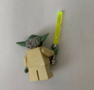 LEGO Star Wars Yoda Minifigure 3
